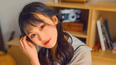 扬州女子偷男友数万元