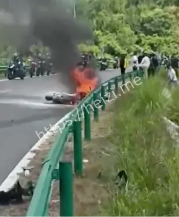 货车