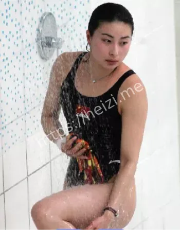 透明泳衣