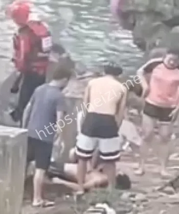 少年溺亡