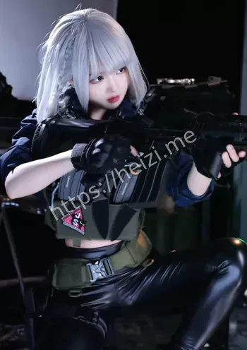 扔硬币变装麦晓雯