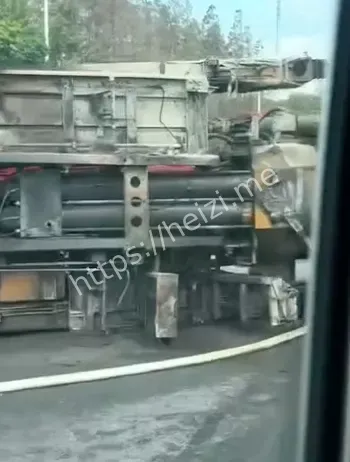 火势滔天