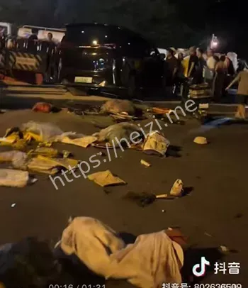 鹤洞桥底